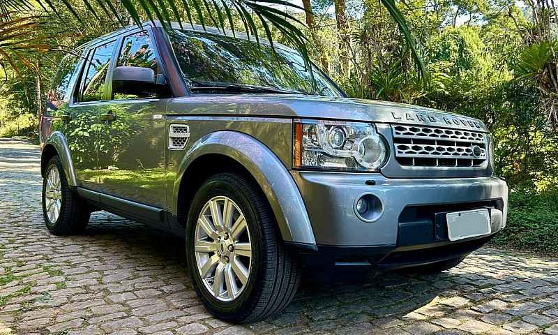Land Rover Discovery...
