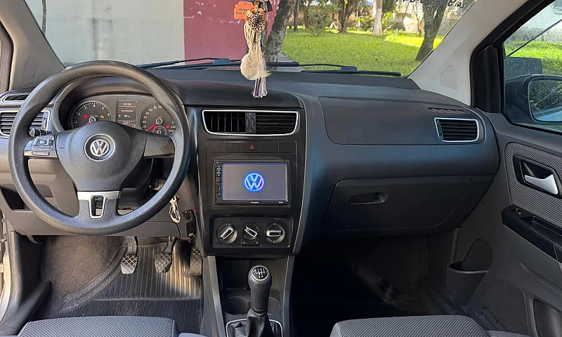 Volkswagen Fox 1.6 M...