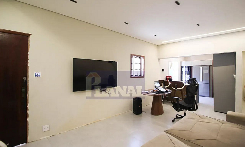 Casa Com 2 Dormitóri...