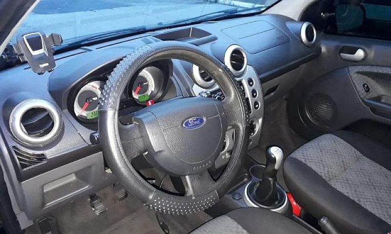 Ford Fiesta 2014 - 1...