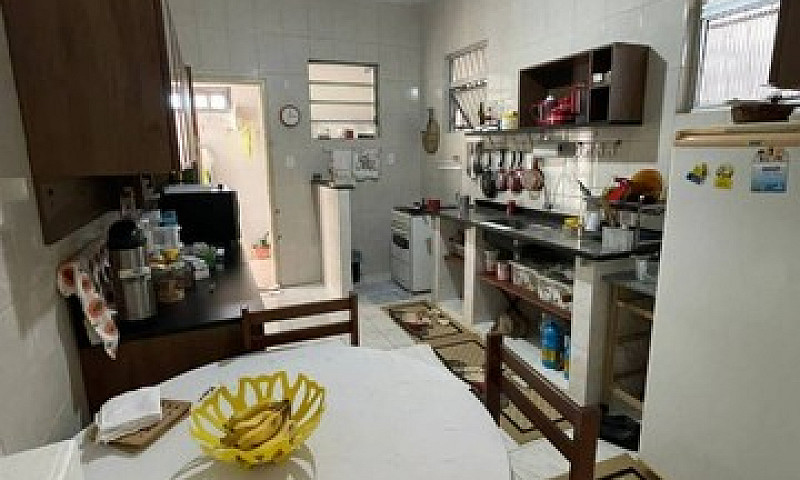 Casa A Venda Com 440...