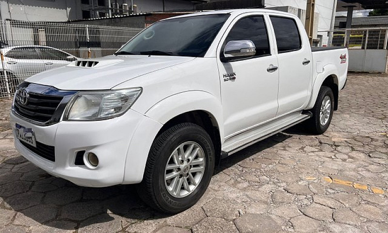 Hilux Srv 2015...