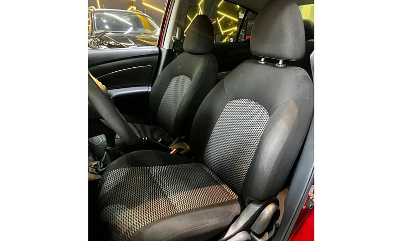 Nissan Versa V-Drive...