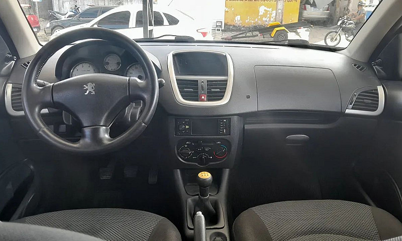 Peugeot 207 Xr 1.4 F...
