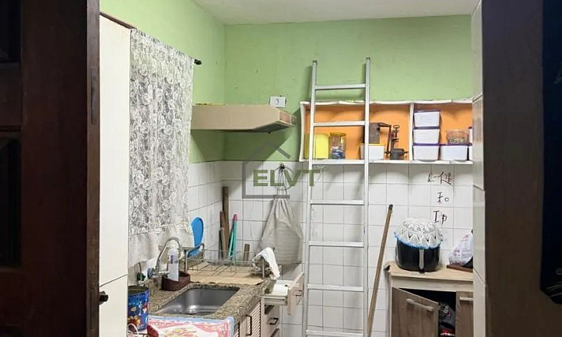 Casa À Venda No Bair...
