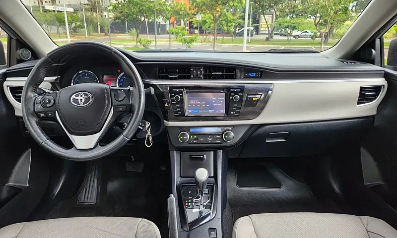 Toyota Corolla Xei 2...