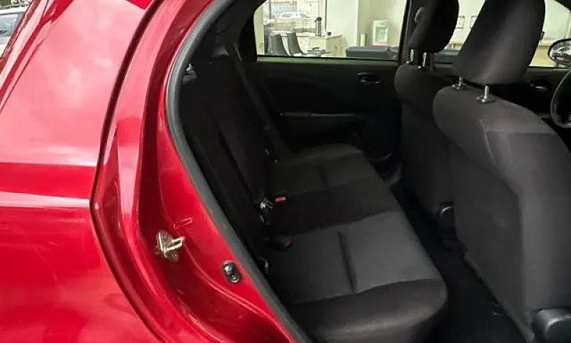 Toyota Etios X 1.3 F...