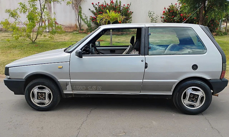 Fiat Uno 1.6R Mpi / ...