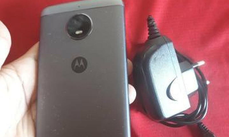 Vendo Moto E4 Semi N...