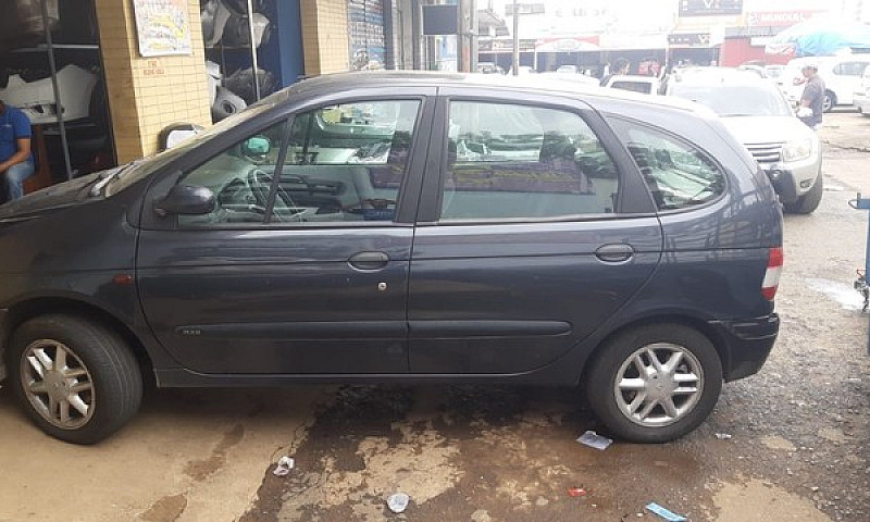 Carro...