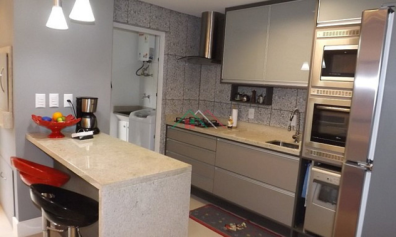 Impecável Casa Em Co...