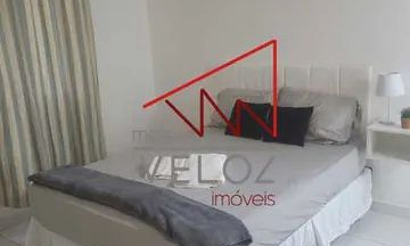 Apartamento-À Venda-...
