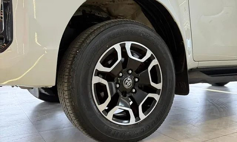 Toyota Hilux Cd Srx ...