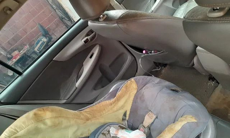 Toyota Corolla Gli 1...