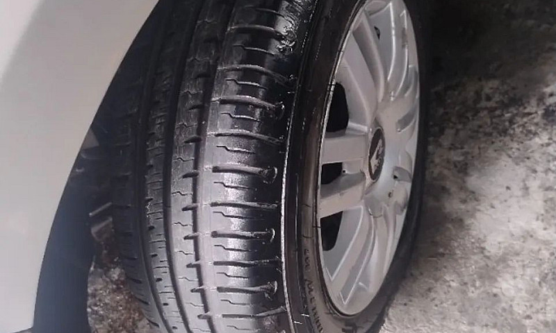 Chevrolet Montana Ls...
