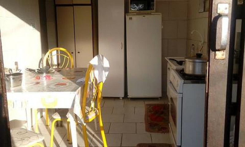 Suíte Mobiliada Capã...