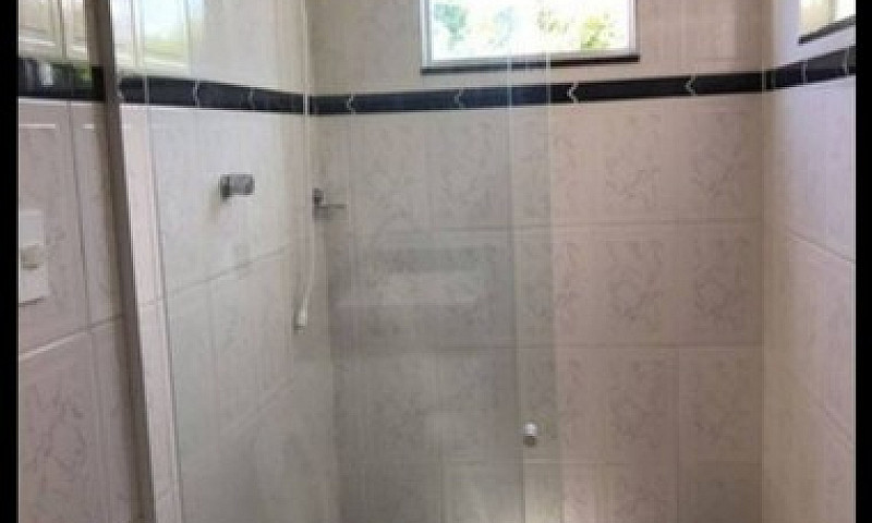 Casa A Venda Com 440...