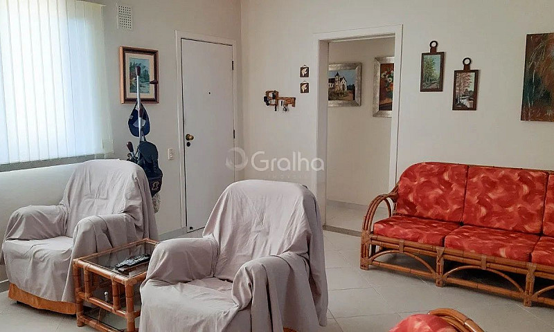 Cobertura Com 3 Quar...