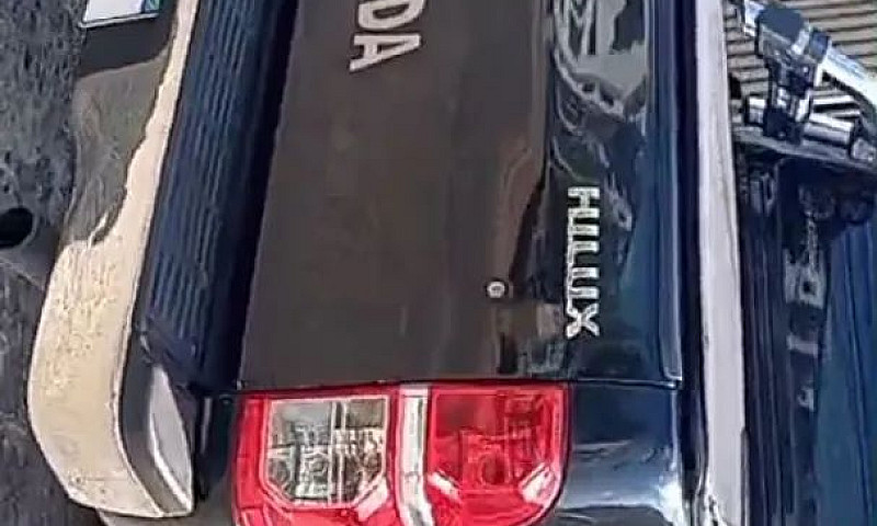 Toyota Hilux Cd Sr 4...