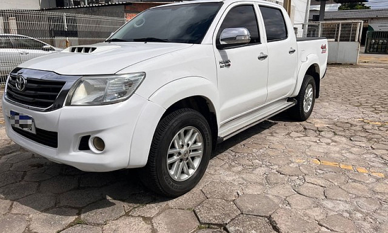 Hilux Srv 2015...