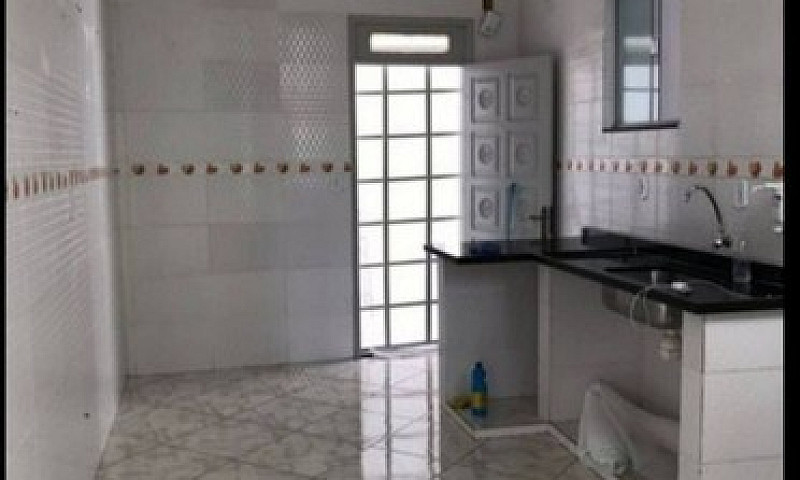 Casa A Venda Com 440...