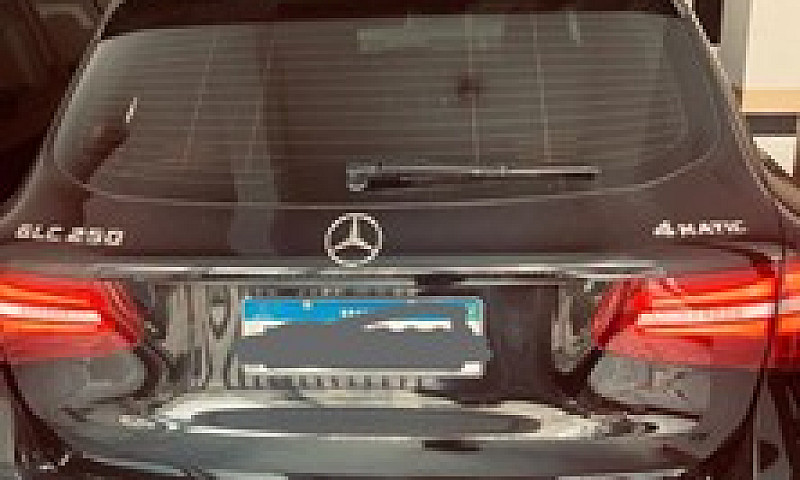 Mercedes Bens Glc250...