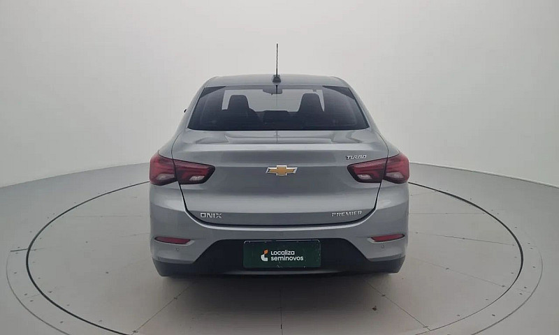 Chevrolet Onix Plus ...