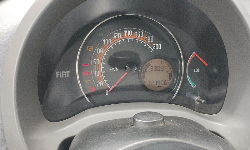 Fiat Uno Vivace 1.0 ...