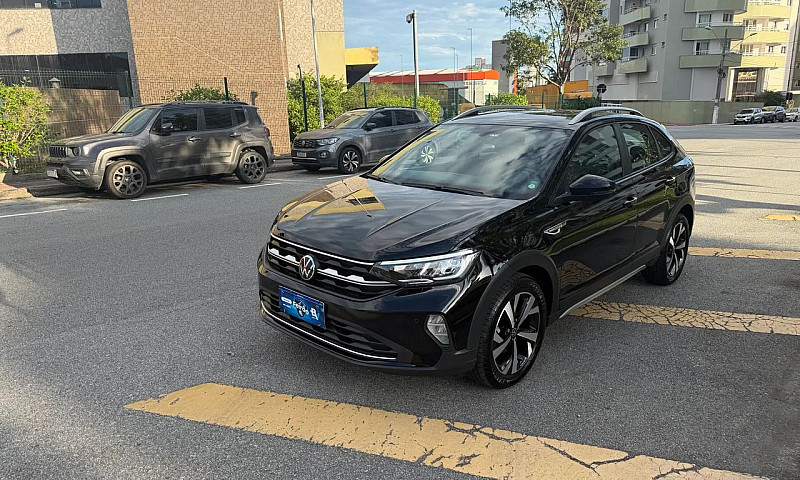 Volkswagen Virtus Hi...