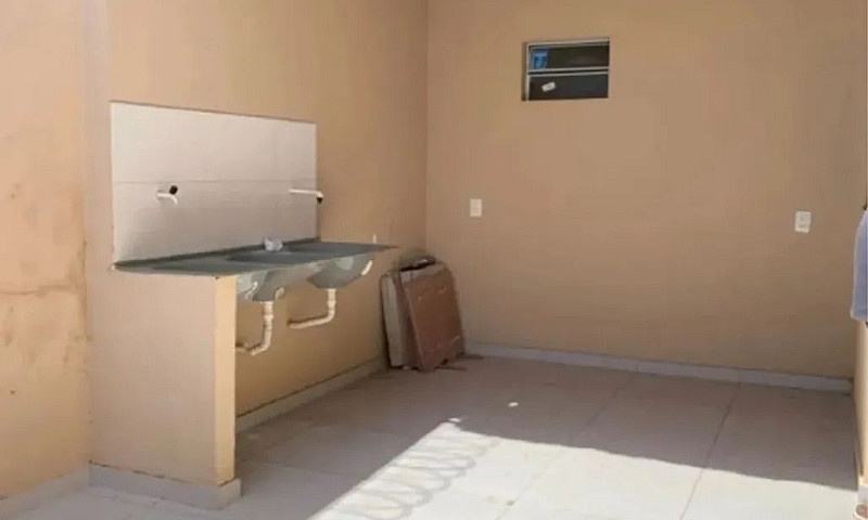 Casa Recém Reformada...