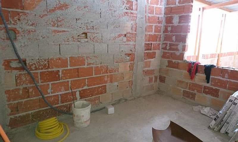 Casa A Venda...