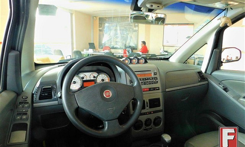 Fiat Idea Adventure ...