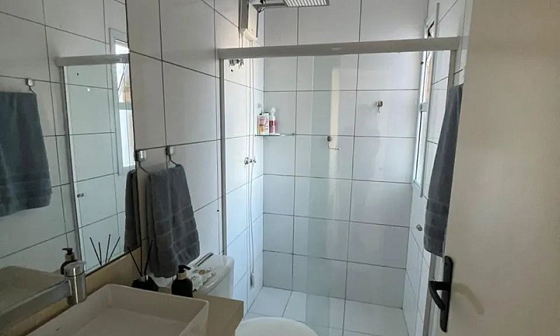 Casa No Condomínio C...