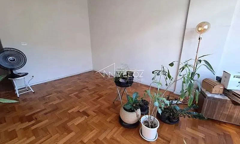 Apartamento - / Resi...