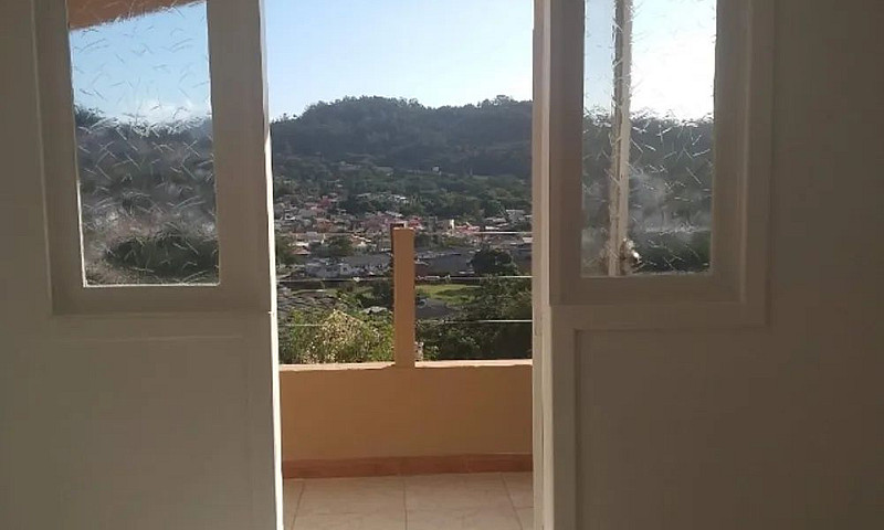 Vista Agradavel E Am...