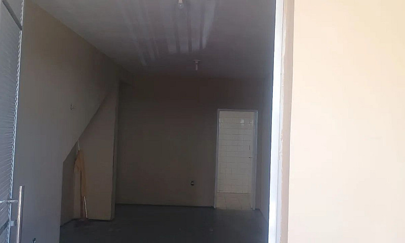 More Em Um Apartamen...