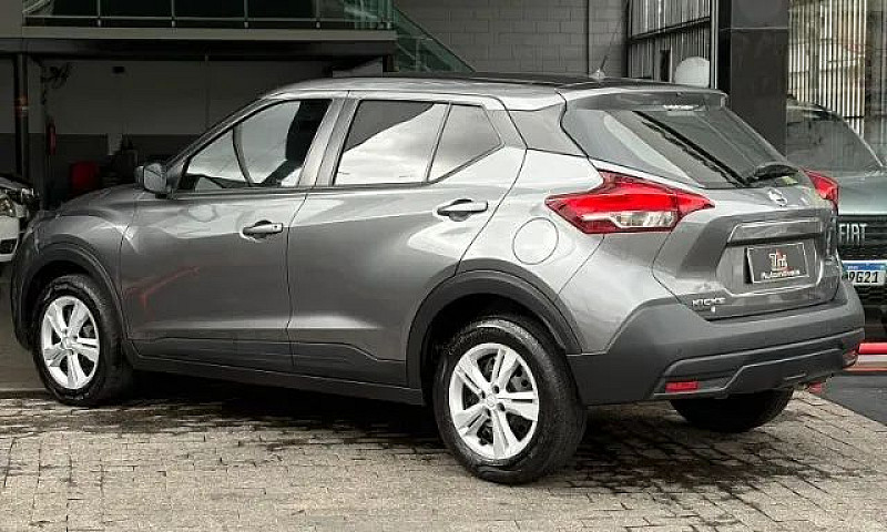Nissan Kicks Active ...