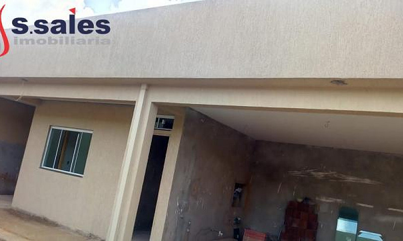 Casa À Venda Com 4 D...