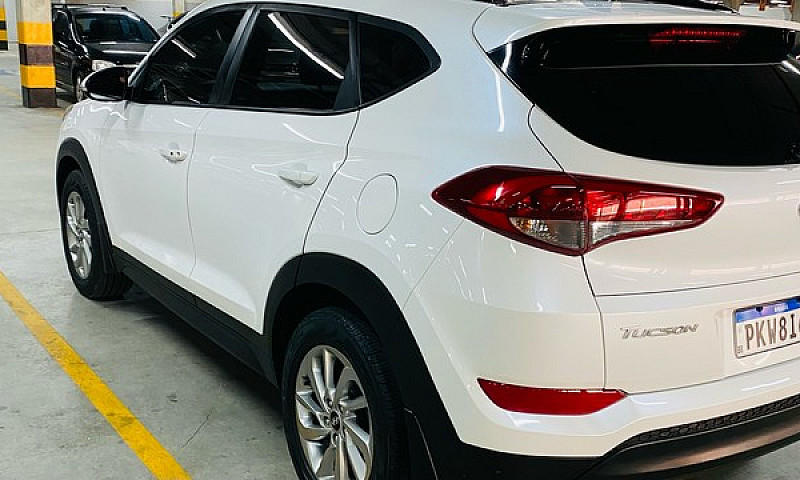 Hyundai/Tucson Turbo...