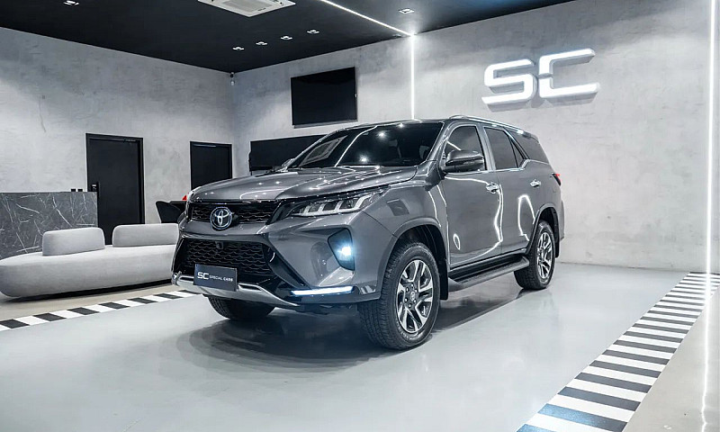 Toyota Hilux Sw4 Dia...
