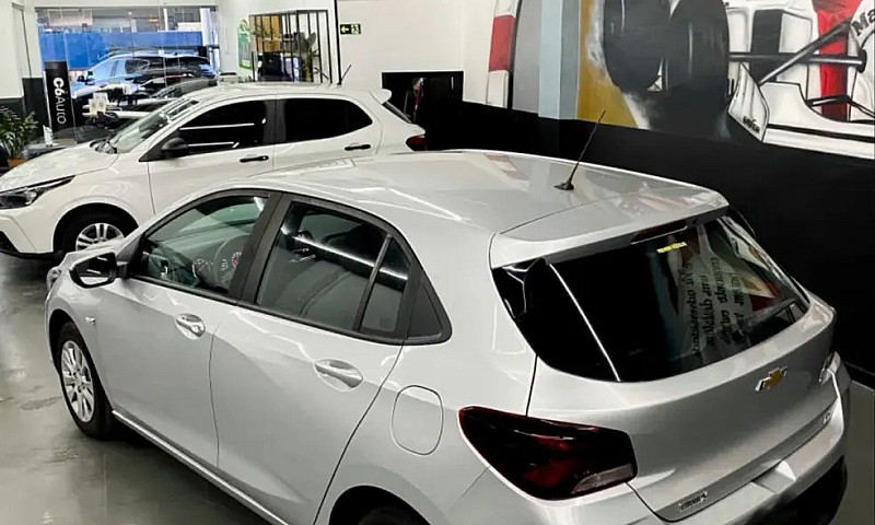Chevrolet Onix Hatch...