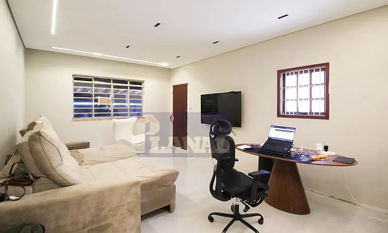 Casa Com 2 Dormitóri...