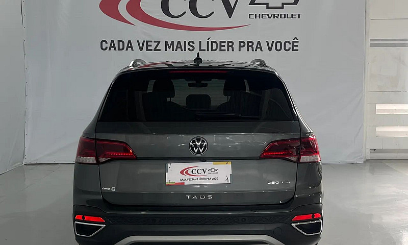 Volkswagen Taos Comf...