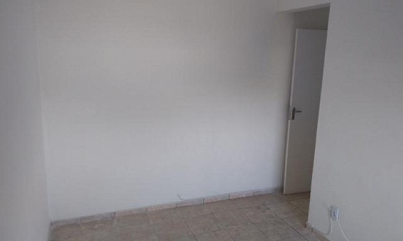 Apartamento Em Brota...