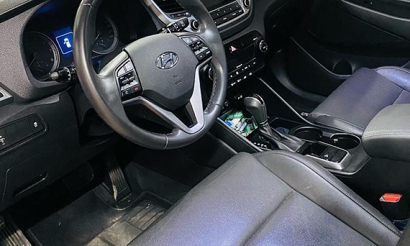Hyundai/Tucson Turbo...