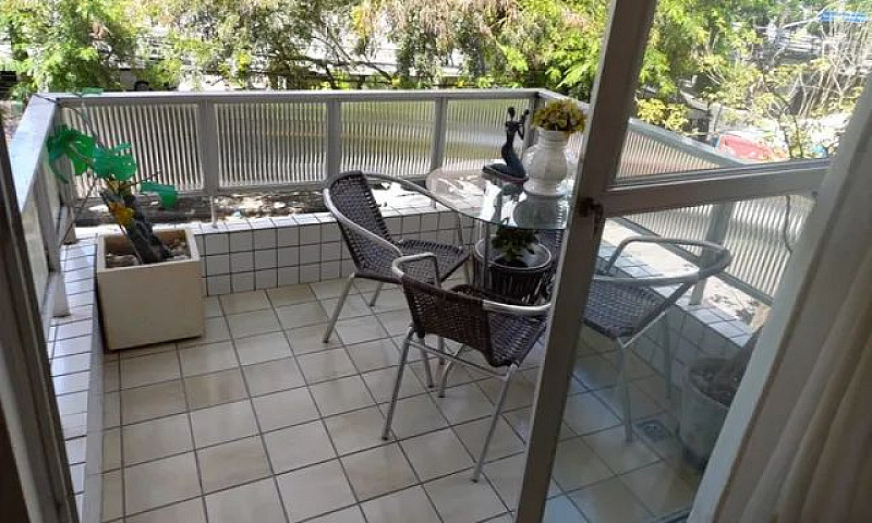 Vende-Se Apartamento...
