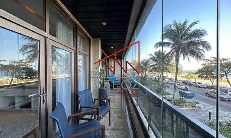 Apartamento-À Venda-...