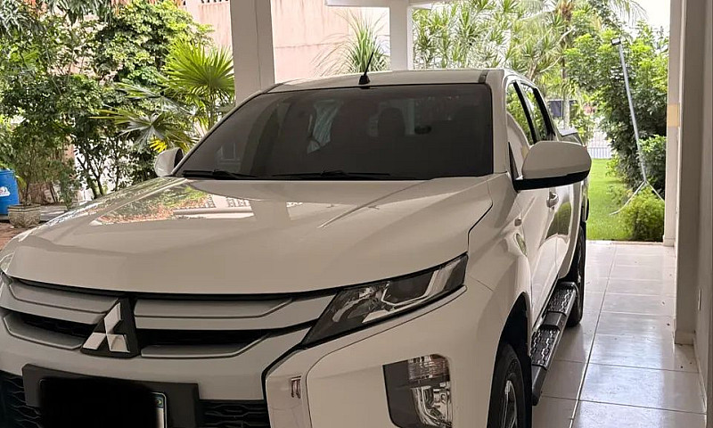 Mitsubishi L200 Trit...