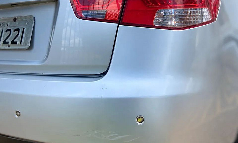 Kia Motors Cerato 1....