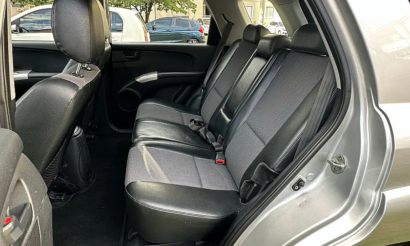 Kia Motors Sportage ...